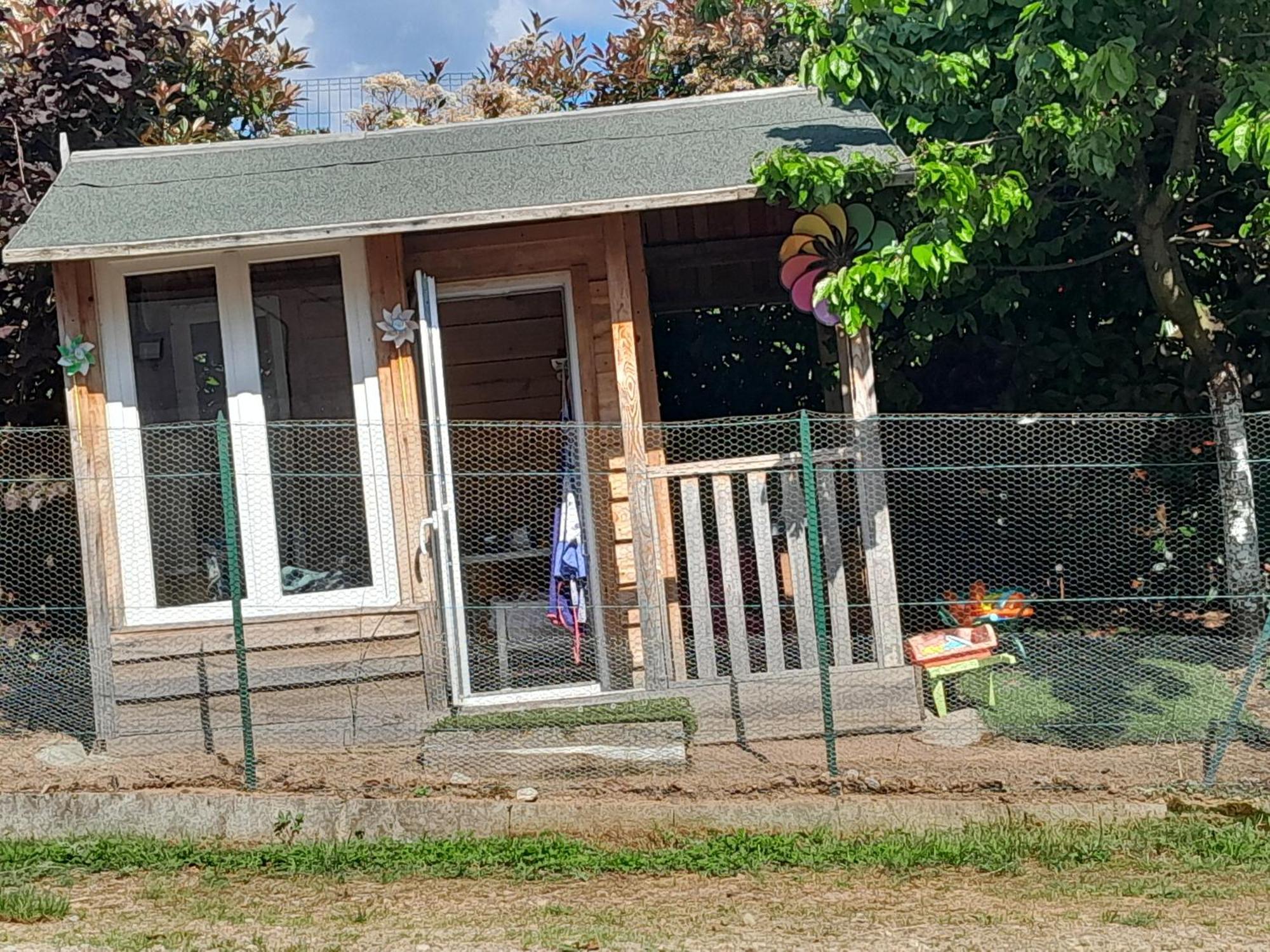 Chambres D Hotes Au P'Tit Bonheur Campagnard Jarnosse Kültér fotó